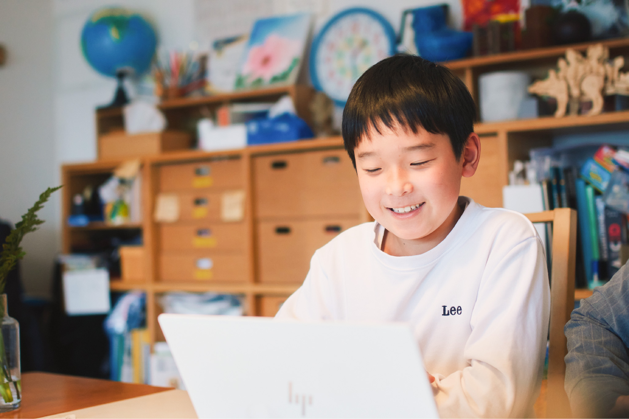 DWEを活用した英語育児にプラス！Sレッスンでアウトプットの機会を広げよう